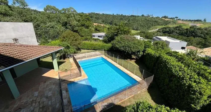 Casa de 360 m2 mobiliada c/ 4 suítes + piscina no Residencial dos lagos