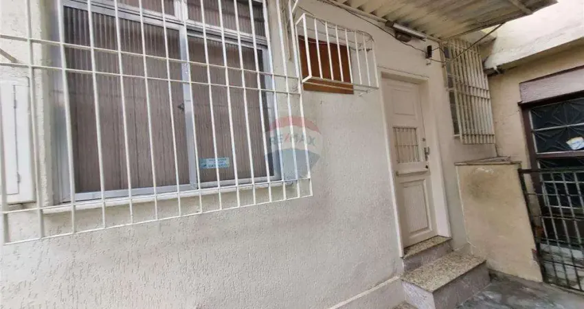 Casa de Vila com  27m2  - em Piedade-RJ -  à Venda