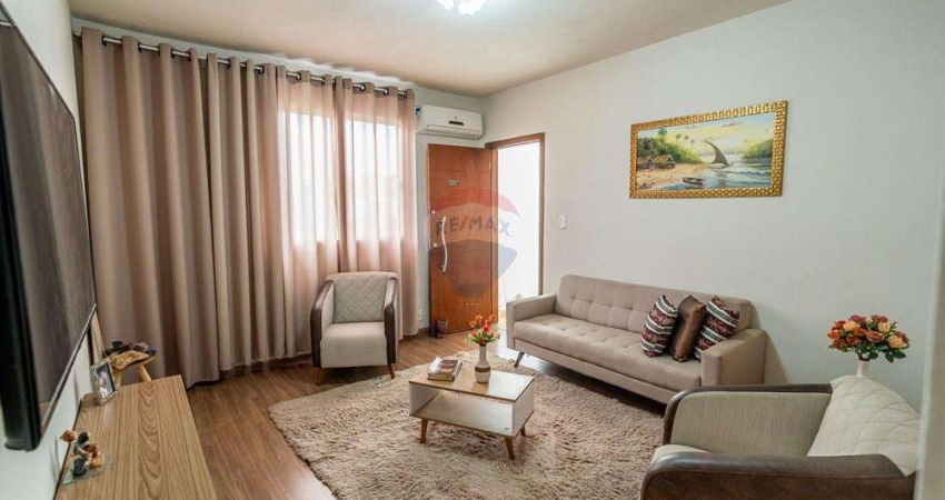 Apartamento Tipo Casa em Higienópolis, com vaga, terraço totalizando 180 M2, porteira semifechada