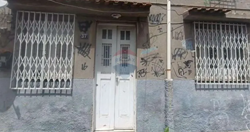 PRÉDIO INTEIRO À VENDA COM 4 APARTAMENTOS NO ENGENHO NOVO! ACEITA FINANCIMANETO BANCÁRIO