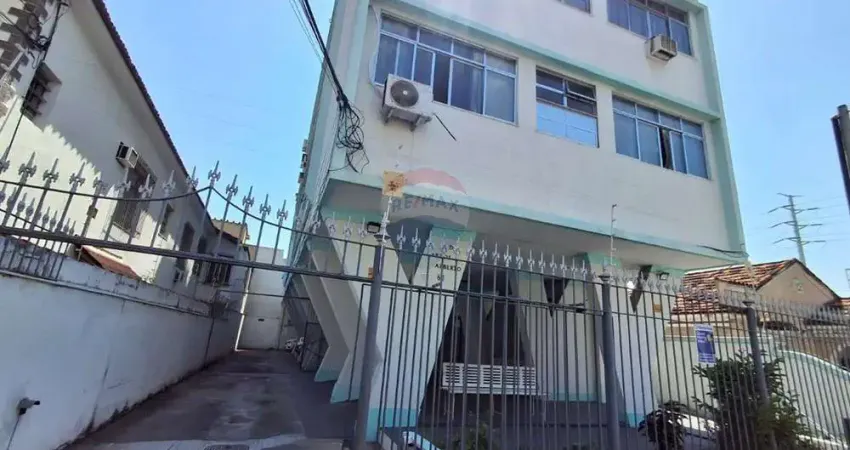 Apartamento com 2 quartos e cozinha planejada em higienópolis, rio de janeiro