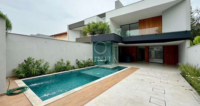 Casa em Condominio em Barra da Tijuca  -  Rio de Janeiro
