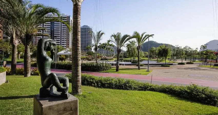 Apartamento  em Barra da Tijuca - Rio de Janeiro, RJ por 810000