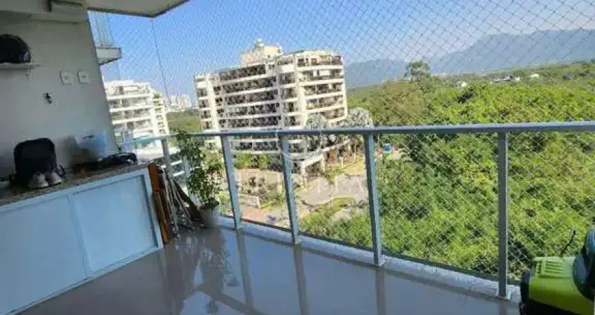 Apartamento em Recreio dos Bandeirantes  -  Rio de Janeiro