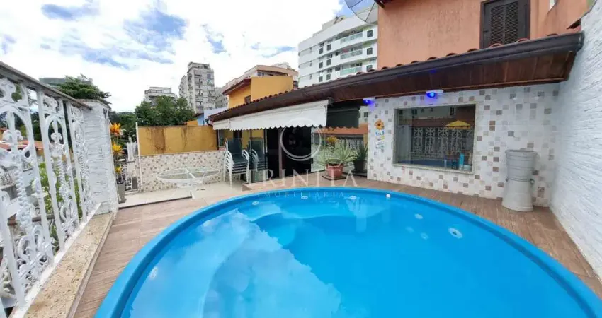 Casa com piscina, hidro e varanda gourmet em condomínio fechado na freguesia