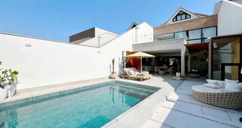 Casa em condomínio fechado com 5 quartos à venda na Avenida Rosauro Estellita, Barra da Tijuca, Rio de Janeiro
