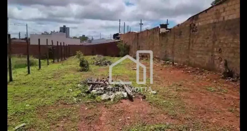 Terreno à venda, 275 m² por R$ 220.500 - Dom Almir - Uberlândia/MG