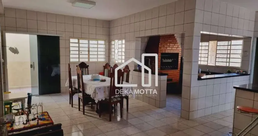 Casa com 5 dormitórios à venda, 260 m² por R$ 1.000.000 - Presidente Roosevelt - Uberlândia/MG