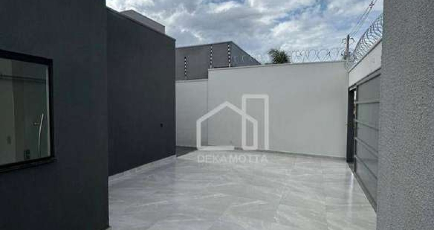 Casa com 3 dormitórios à venda, 105 m² por R$ 530.000,00 - Laranjeiras - Uberlândia/MG