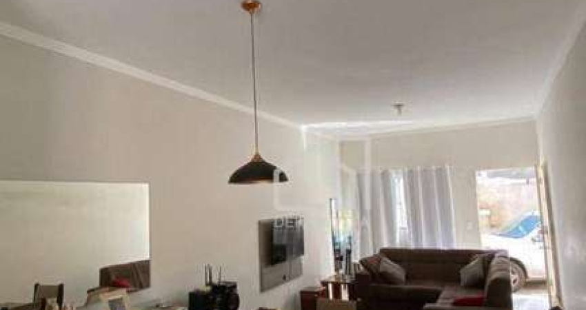 Casa com 3 dormitórios à venda, 110 m² por R$ 470.000 - Laranjeiras - Uberlândia/MG
