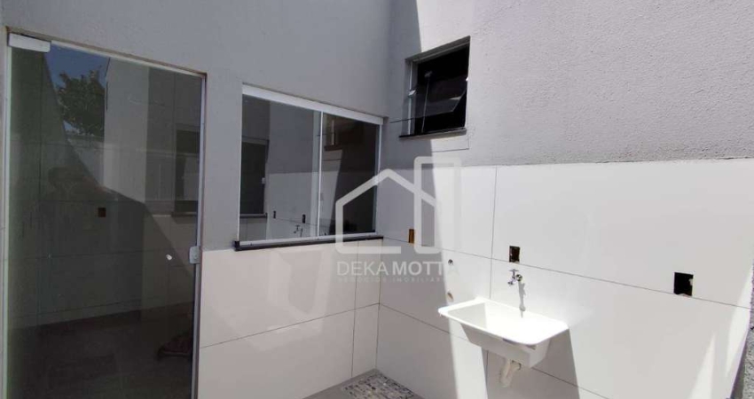 Casa com 2 dormitórios à venda, 68 m² por R$ 300.000,00 - São Jorge - Uberlândia/MG
