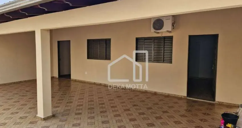 Casa com 3 dormitórios à venda, 144 m² por R$ 650.000,00 - Nova Uberlândia - Uberlândia/MG