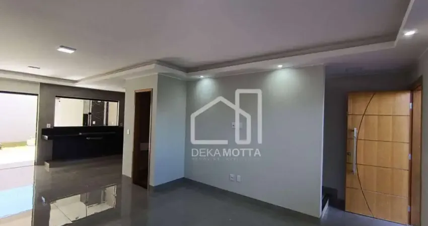 Sobrado com 3 dormitórios à venda, 127 m² por R$ 590.000,00 - Aclimação - Uberlândia/MG