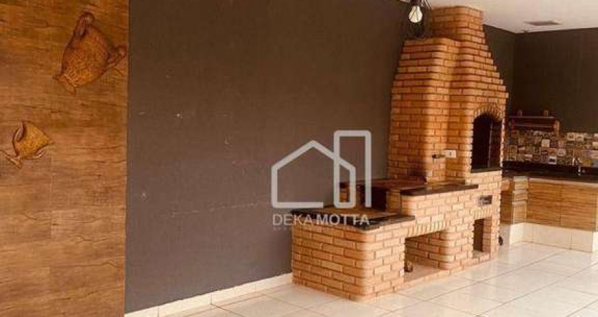 Casa com 3 dormitórios à venda, 1 m² por R$ 945.000,00 - Presidente Roosevelt - Uberlândia/MG
