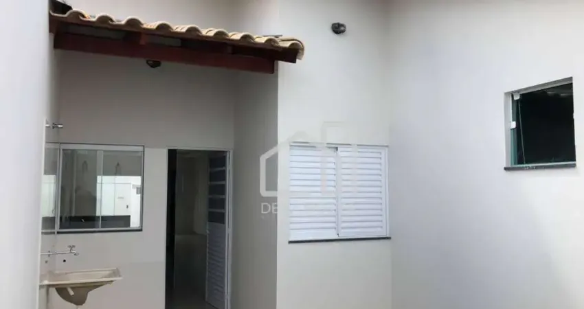 Casa com 2 dormitórios à venda, 70 m² por R$ 325.000,00 - Jardim Europa - Uberlândia/MG