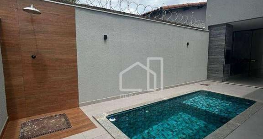 Casa com 3 dormitórios à venda, 150 m² por R$ 850.000,00 - Jardim Patrícia - Uberlândia/MG