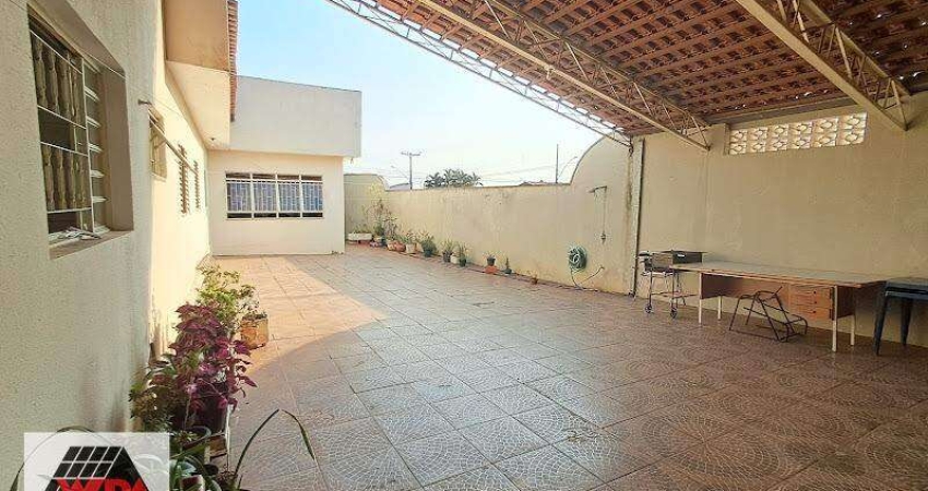 Casa à venda, 3 quartos, 1 suíte, 4 vagas, Cariobinha - Americana/SP