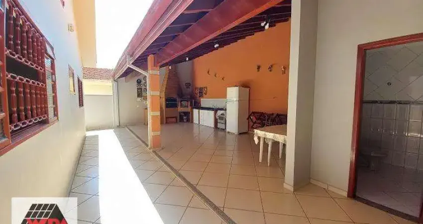 Casa com 4 quartos à venda no Jardim Amélia, Americana