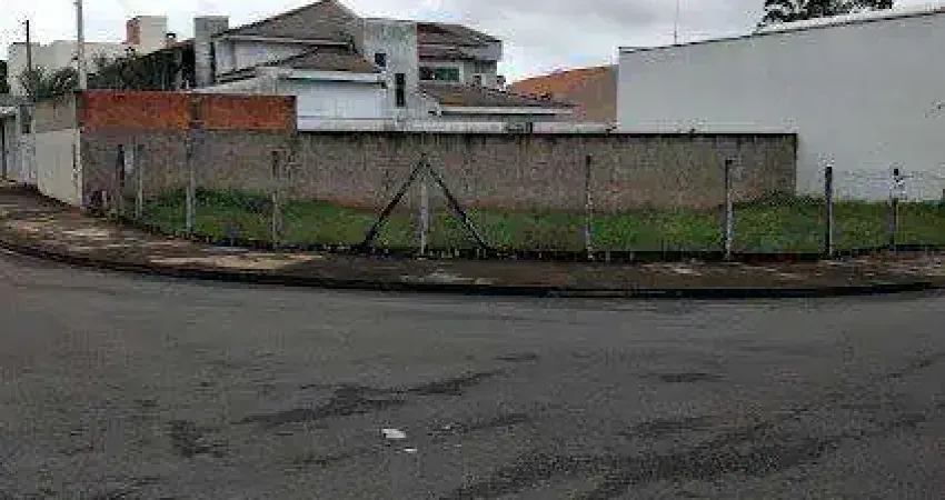 Terreno à venda no Jardim Terramérica II, Americana