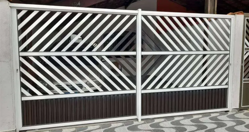 Excelente casa geminada de 02 dormitórios, 02 vagas de garagem, imóvel financiado pela Caixa Econômica Federal, o proprietário deixa pagar no nome na seguinte conformidade: R$ 160.000,00 de entrada ma