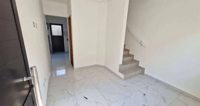 EXCELENTE SOBRADO DE CONDOMÍNIO COM 2 DORMITÓRIOS NO BAIRRO CAIÇARA EM PRAIA GRANDE!
