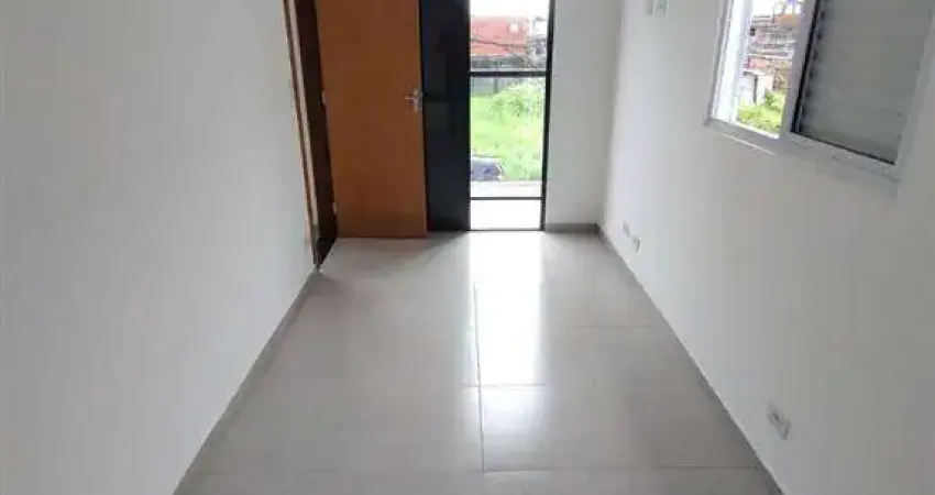 Excelente casa de condomínio sobreposta alta com 01 dormitório ampla sacada e 01 vaga de garagem. o imóvel está localizado no jardim esmeralda, bairro que tem recebido muita valorização através de rec