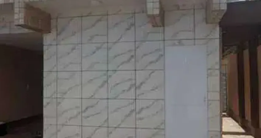 Excelente triplex com 02 dormitórios, sendo 01 suíte e sacada no jardim samambaia.