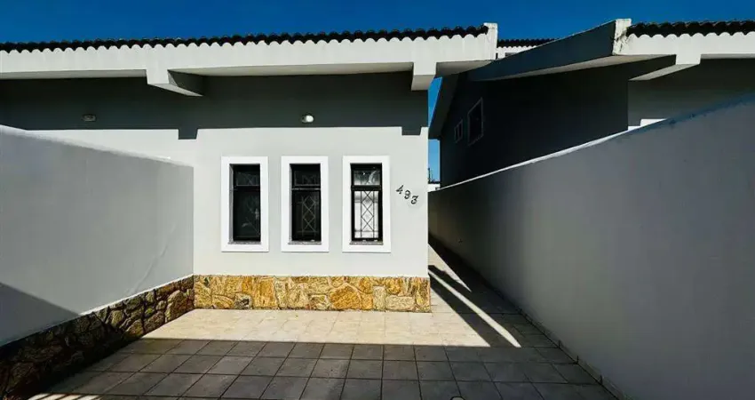 Excelente sobrado de 02 dormitórios no balneário maracanã.