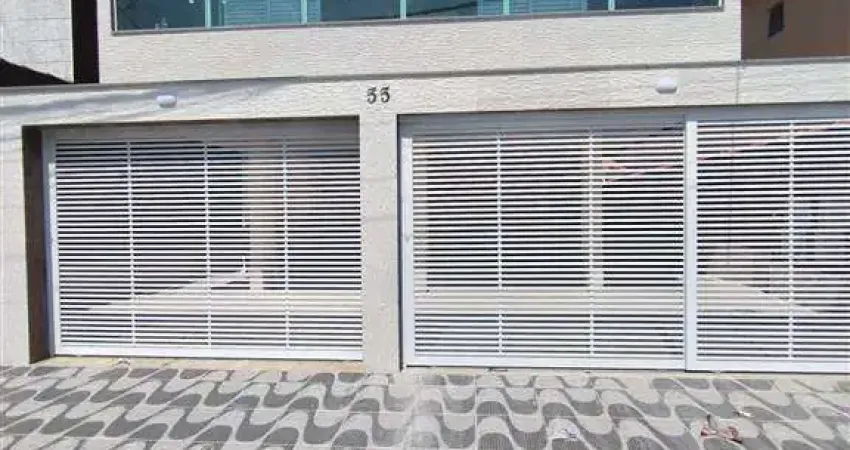 Excelente casa de condomínio com 02 dormitórios, 01 banheiro social, amplo quintal reservado e espaço para depósito. O imóvel está localizado no Ribeirópolis, bairro que tem recebido muita valorização