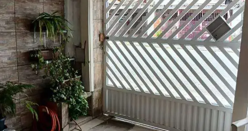 Excelente casa com 2 dormitórios no bairro maracanã em praia grande!