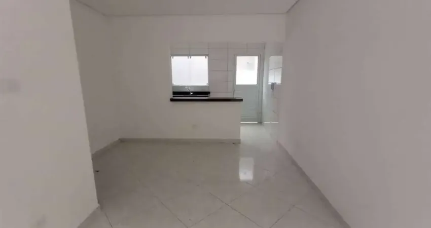 Excelente sobrado de condomínio com quintal privativo na vila tupi