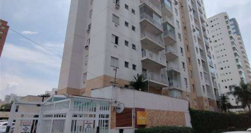 Excelente apartamento amplo e arejado com 02 dormitórios, sendo 01 suíte, sacada envidraçada.  O imóvel está localizado na Cidade Ocian, bairro mais tradicional de Praia Grande, que se destaca pelo co
