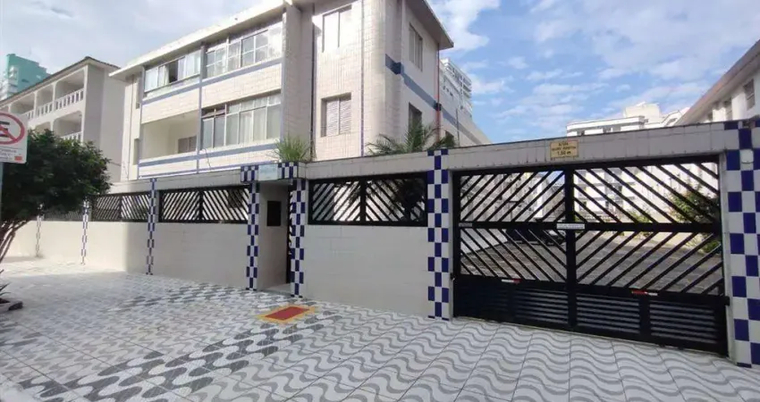 Excelente kitnet reformado em andar térreo com vaga de garagem. O imóvel está localizado no Canto do Forte, bairro que se destaca por toda sua infraestrutura, beleza e comodidade, além de ser um dos m