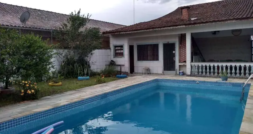 EXCELENTE CASA COM 04 DORMITÓRIOS NO BAIRRO JARDIM REAL EM PRAIA GRANDE!
