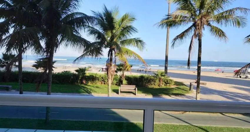 Excelente apartamento para locação de 01 dormitório, piscina, prédio frrente ao mar. O imóvel está localizado na Vila Caiçara, bairro que vem recebendo e cada vez mais investimentos na infraestrutura,