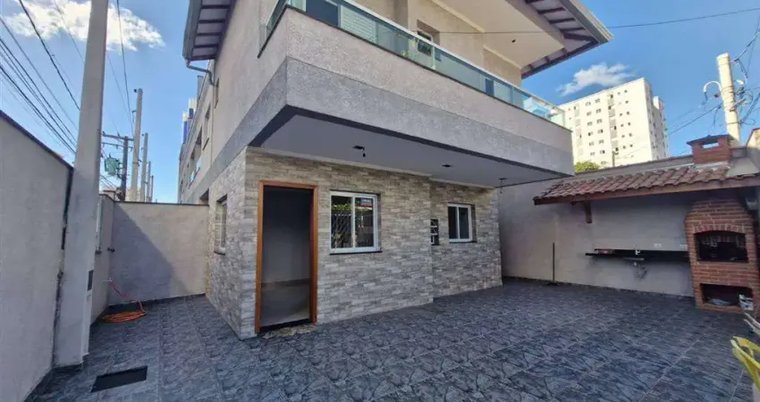 Excelente sobrado com 02 dormitórios no bairro aviação em praia grande!