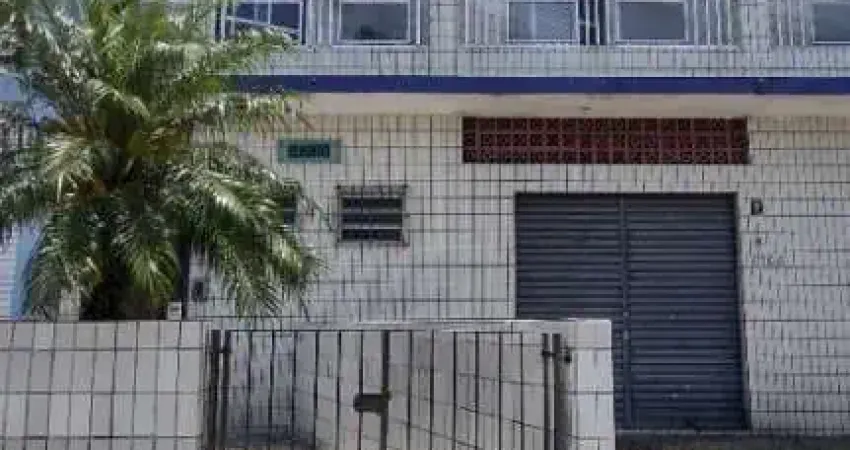 Excelente apartamento reformado de 01 dormitório, 01 banheiro social e 01 vaga de garagem, com financiamento direto com proprietário : entrada: r$ 180.000,00 e 55 parcelas de r$ 1.636,36 com a seguint