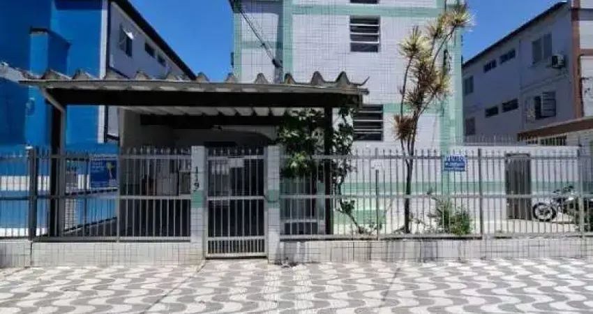 Excelente kitnete reformada com 1 dormitório, 1 banheiro. localizado na ocian, bairro mais tradicional de praia grande, que se destaca pelo comércio forte e as famosas feiras de artesanato. o bairro o
