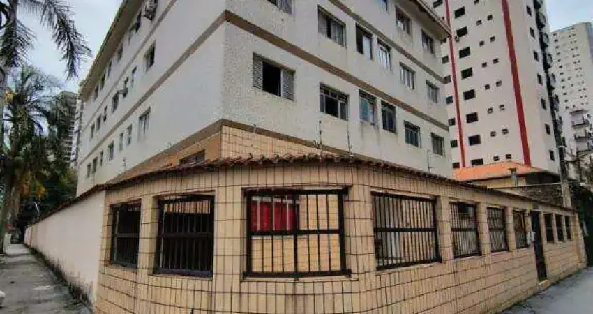 Excelente apartamento reformado de 01 dormitório, 01 vaga de garagem, 200 metros da praia. o imóvel está localizado na aviação, bairro que vem recebendo e cada vez mais investimentos na infraestrutura