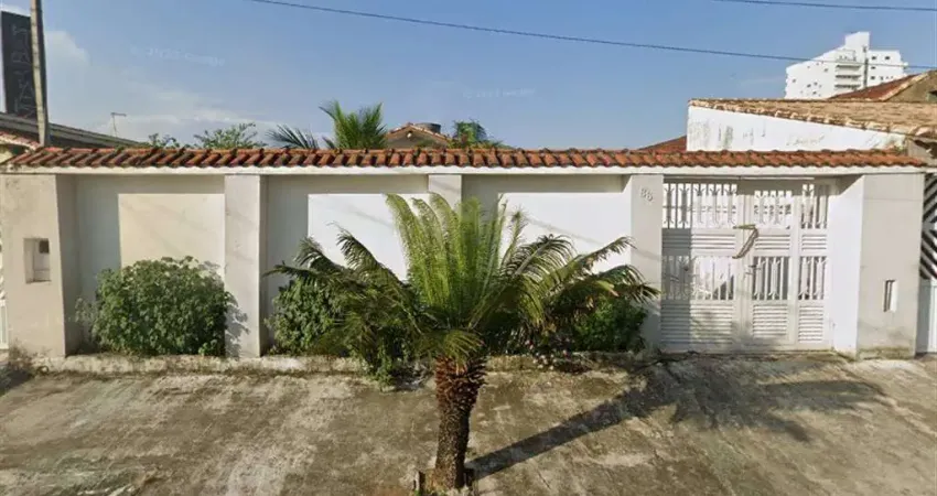 Casa à venda na Rua Santa Luzia, 137, Vila Caiçara, Praia Grande