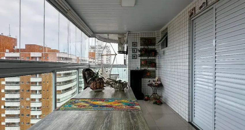 Apartamento 3 Suítes com 4 Vagas Demarcadas no Canto do Forte