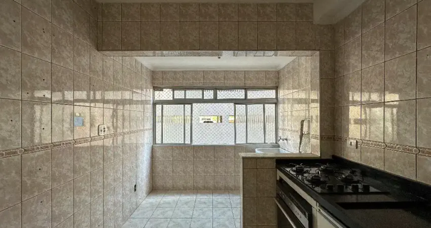 Apartamento de 3 Quartos com Elevador e Garagem Fechada em Santos