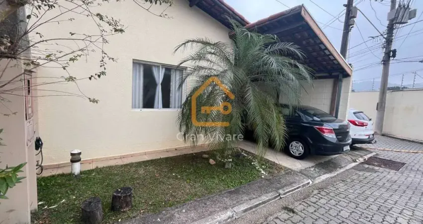 Casa em condomínio fechado com 2 quartos à venda no Bairro do Colonia, Jacareí