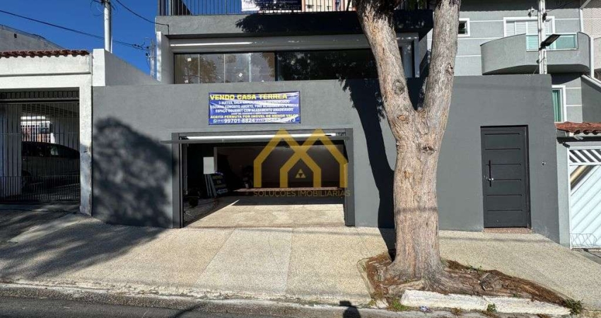CASA ASSOBRADADA 249M, 3 SUÍTES, SOLARIUM, 4 VAGAS