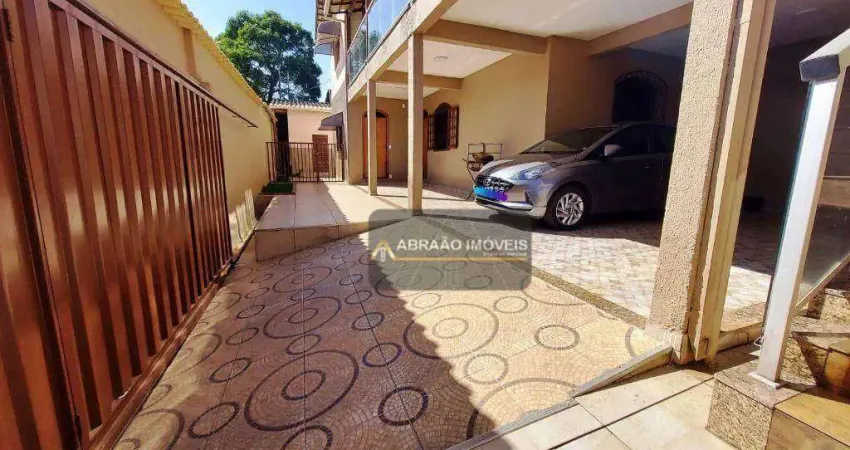 Casa com 4 dormitórios à venda, 400 m² por R$ 750.000 - Amarante - Betim/MG