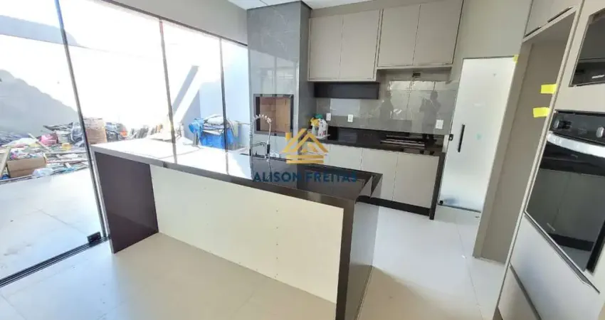 Casa nova mobiliada, com 3 quartos, cozinha gourmet.