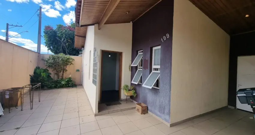 Casa com 3 quartos à venda no Jardim Independência, Taubaté