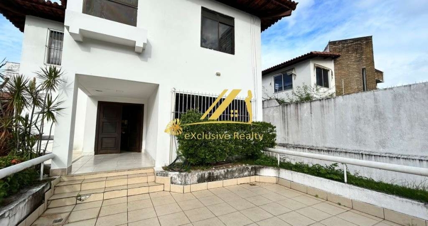 Casa no Caminho das Árvores, localização ótima para empresa! 5 quartos, terreno 690m2. Na Alameda dos Umbuzeiros, perto do Shop da Bahia!