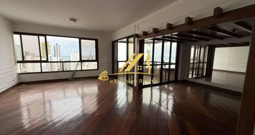 Mansão Morro do Gato, apartamento 4 quartos, 2 suítes , vista mar. 243m2. 3 vagas de garagem. Prédio super imponente, rua tranquila sem saída. Piscina