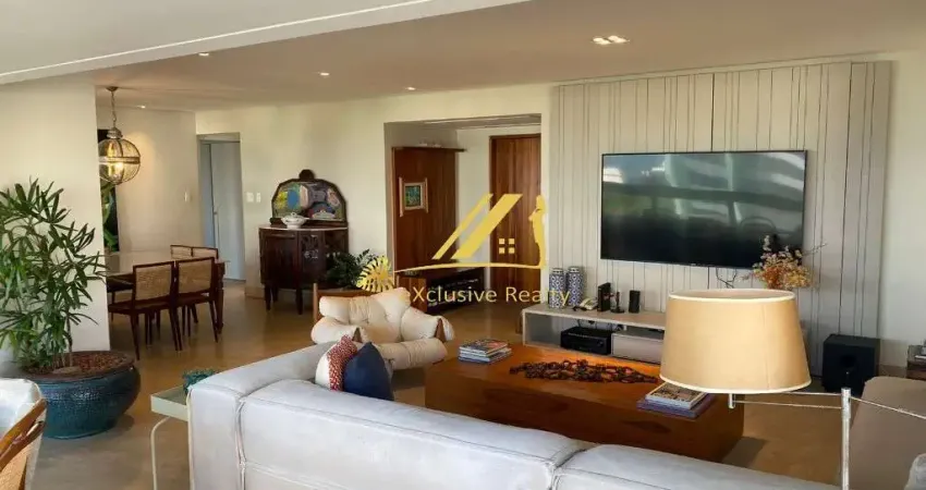 Mansão Duque de Provence: apartamento 240 m², 3 suítes com gabinete, andar alto, nascente e com vista mar. Prédio imponente, 4 vagas + depósito.